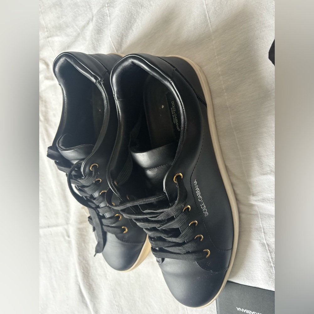 Dolce & Gabbana Men's Black and Gold Sneakers - Picture 4 of 8